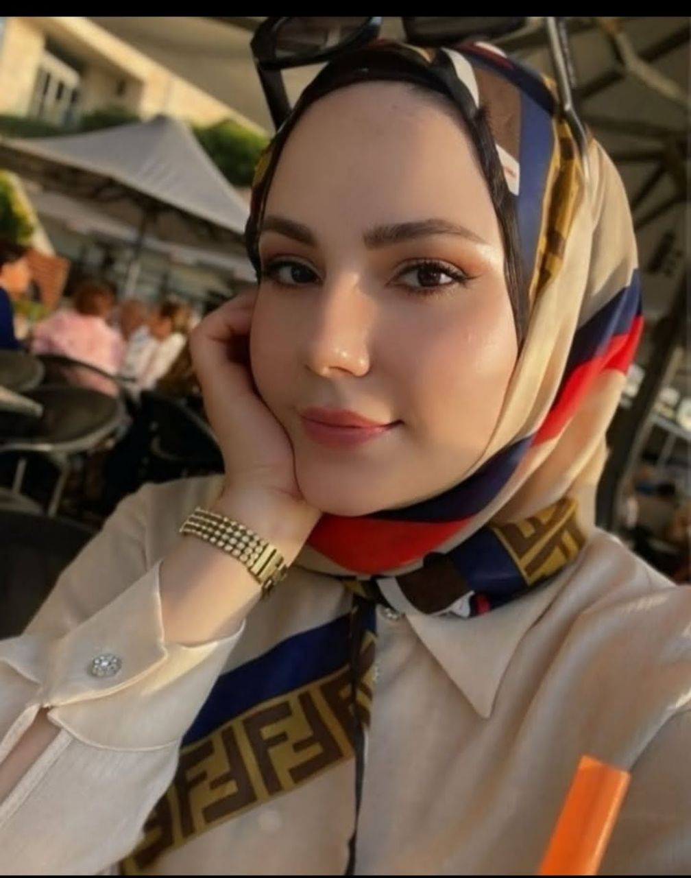 Hodoğlu Gizemli Partner Bayan Escort Kadeh
