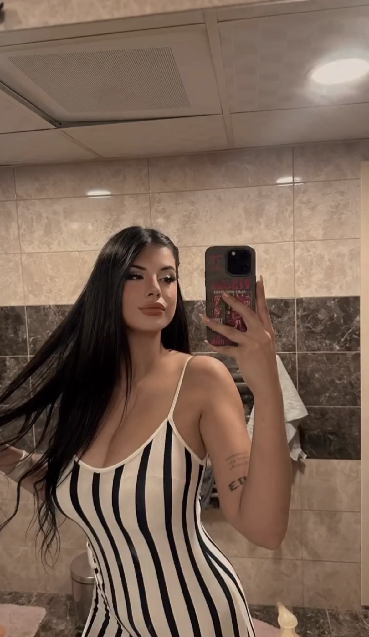 Hodoğlu Tatlı Dilli Bayan Bayan Escort Şeyma