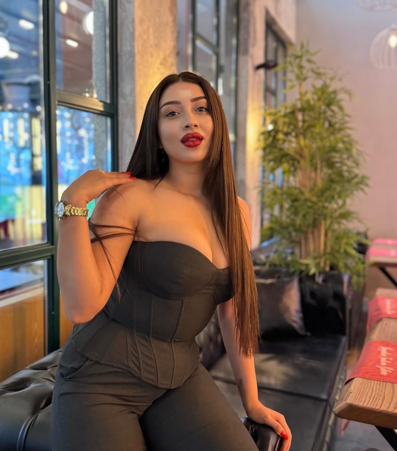 Ağabeyli Kırgız Escort Bayan Hande