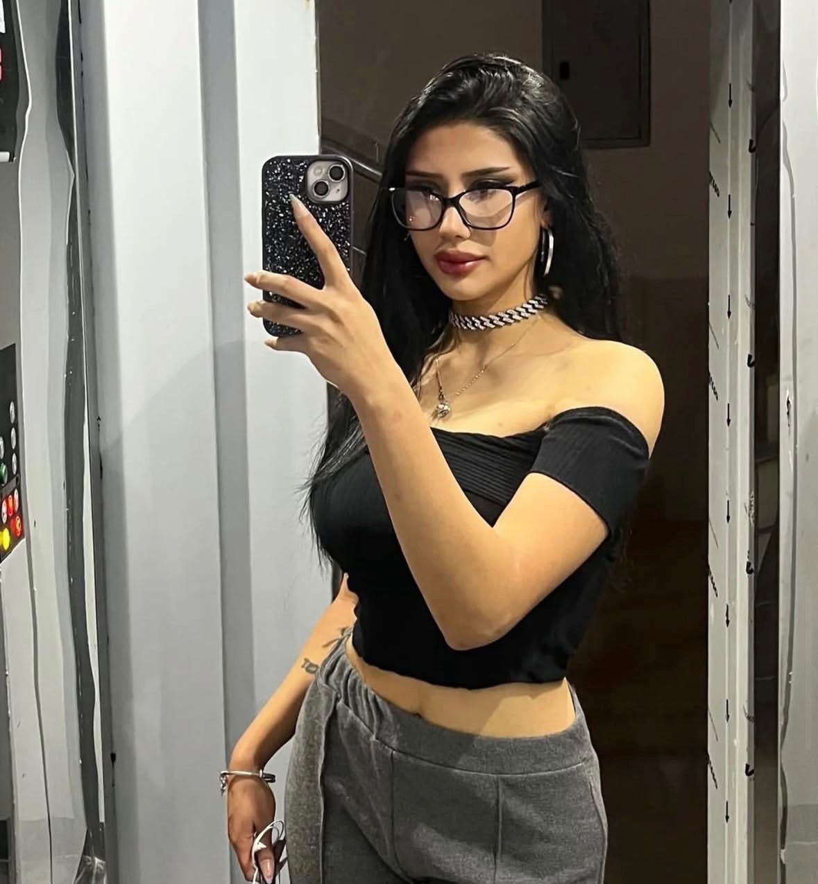 Turanlar Türbanlı Bayan Bayan Escort Vildan
