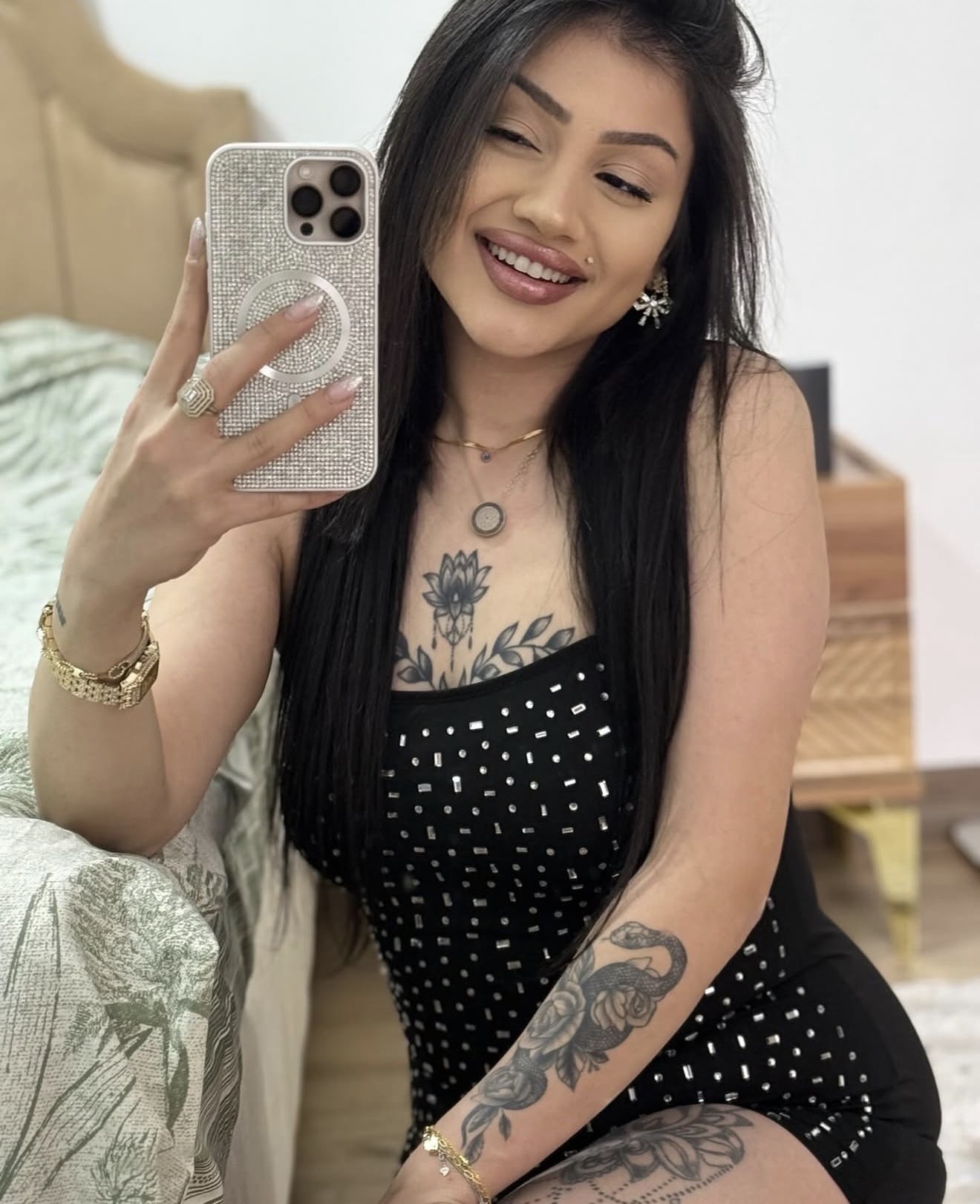 Karşıyaka Aşkın Gücü Escort Bayan Zuhal